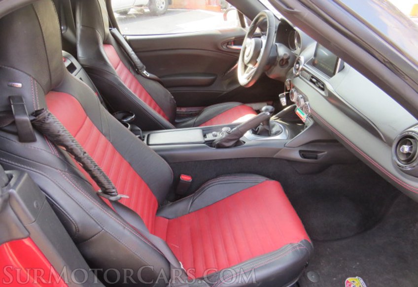 2017 FIAT 124 Spider - Image 28