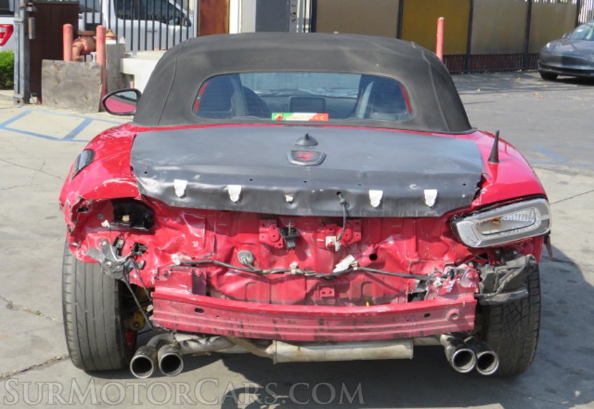 2017 FIAT 124 Spider - Image 14