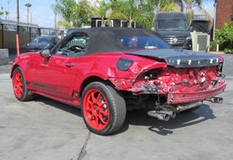 2017 FIAT 124 Spider - Image 11