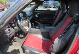 2017 FIAT 124 Spider - Image 27