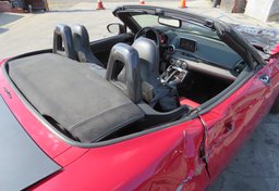 2017 FIAT 124 Spider - Image 16