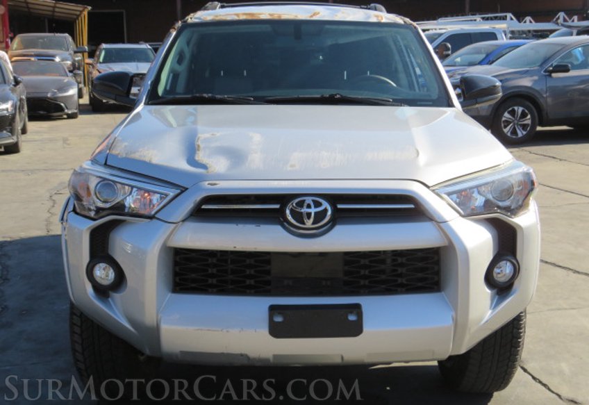 2020 Toyota 4Runner - Image 12