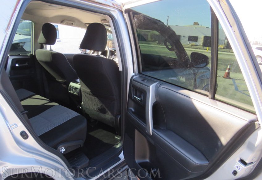 2020 Toyota 4Runner - Image 22