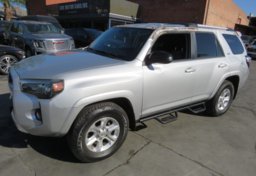 2020 Toyota 4Runner - Image 3
