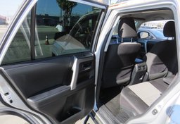 2020 Toyota 4Runner - Image 21