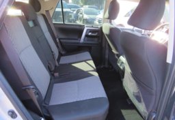 2020 Toyota 4Runner - Image 28