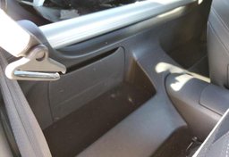 2019 Nissan 370Z Coupe - Image 5