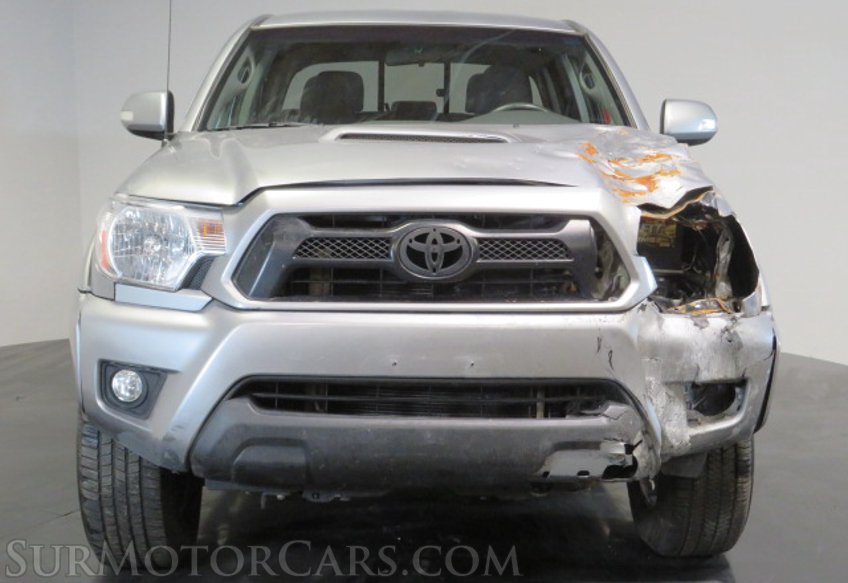 2015 Toyota Tacoma - Image 9
