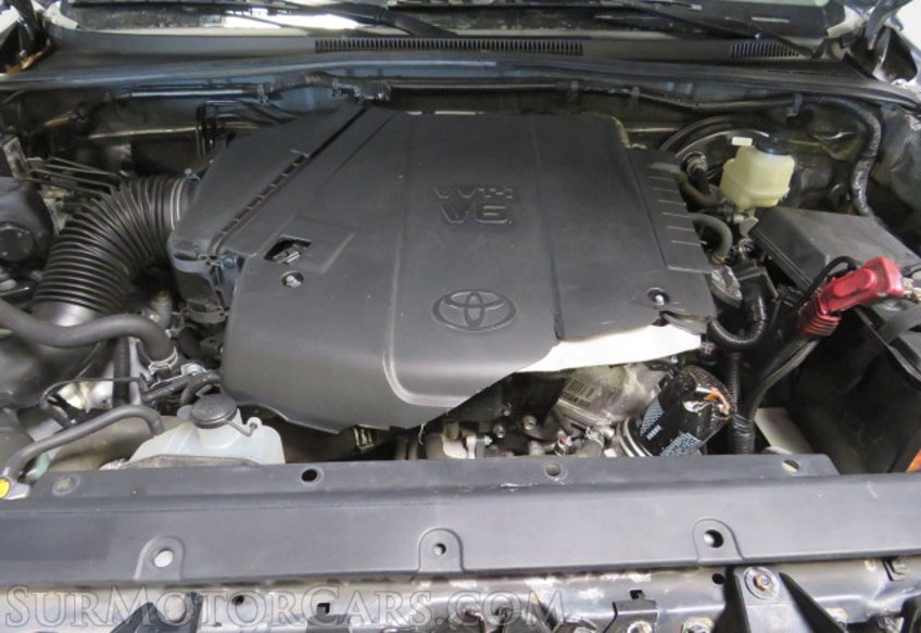 2015 Toyota Tacoma - Image 49