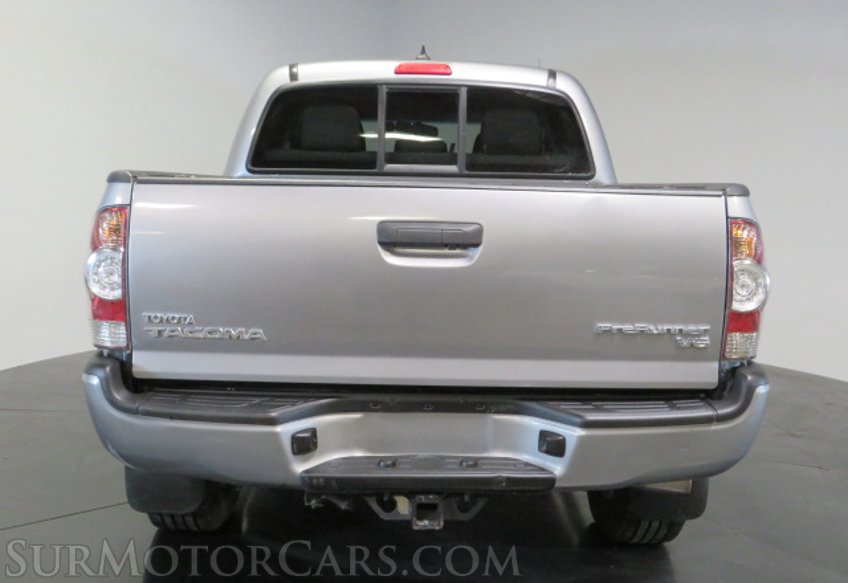 2015 Toyota Tacoma - Image 10