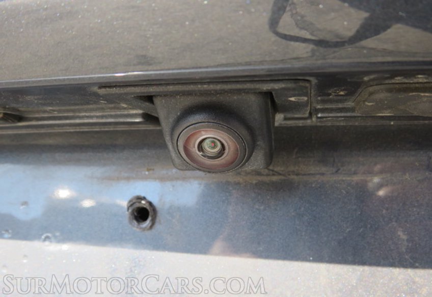 2021 Chevrolet Camaro - Image 18