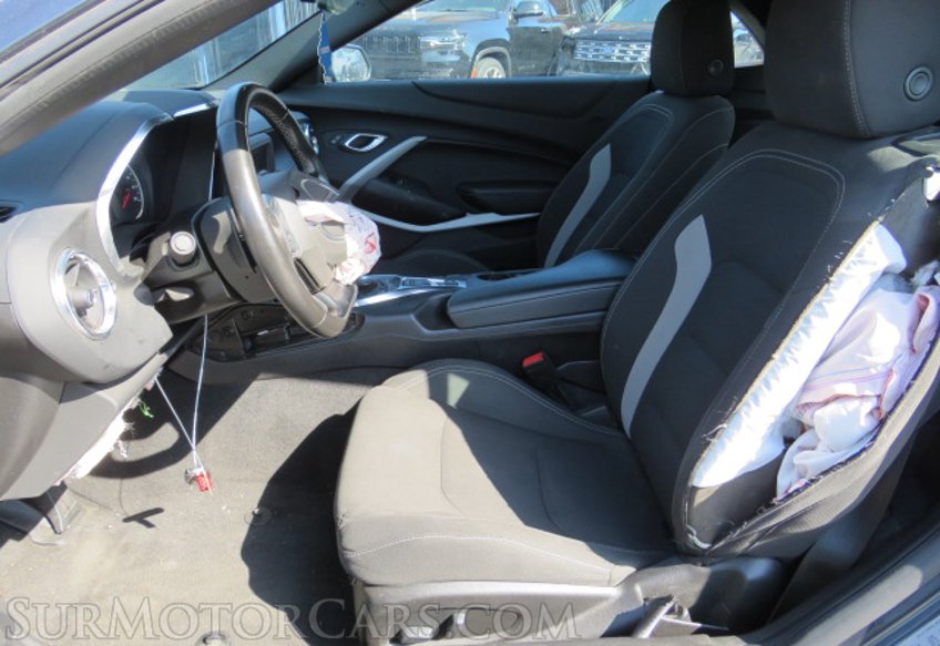 2021 Chevrolet Camaro - Image 24