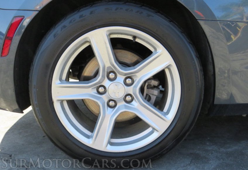 2021 Chevrolet Camaro - Image 19