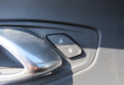 2021 Chevrolet Camaro - Image 41