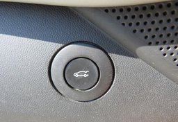 2021 Chevrolet Camaro - Image 42