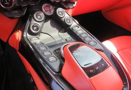 2021 Aston Martin Vantage - Image 39
