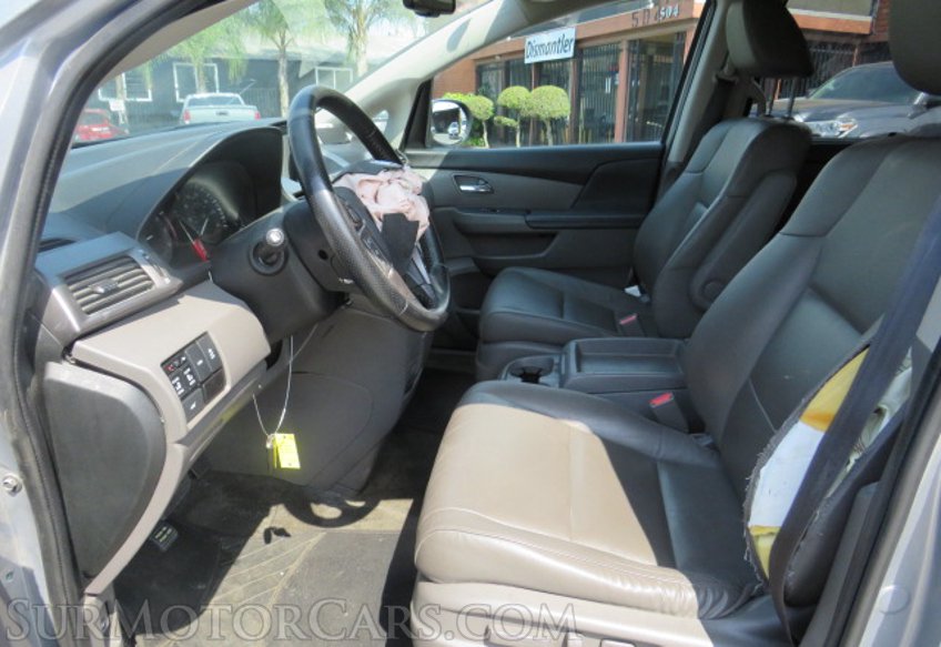 2016 Honda Odyssey - Image 25
