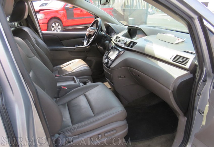 2016 Honda Odyssey - Image 26