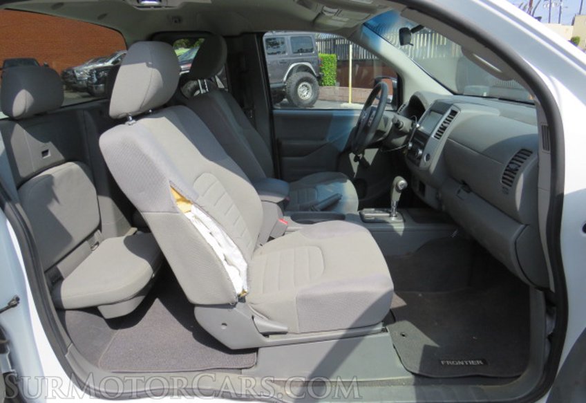 2019 Nissan Frontier - Image 22