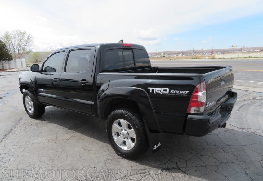 2015 Toyota Tacoma - Image 8