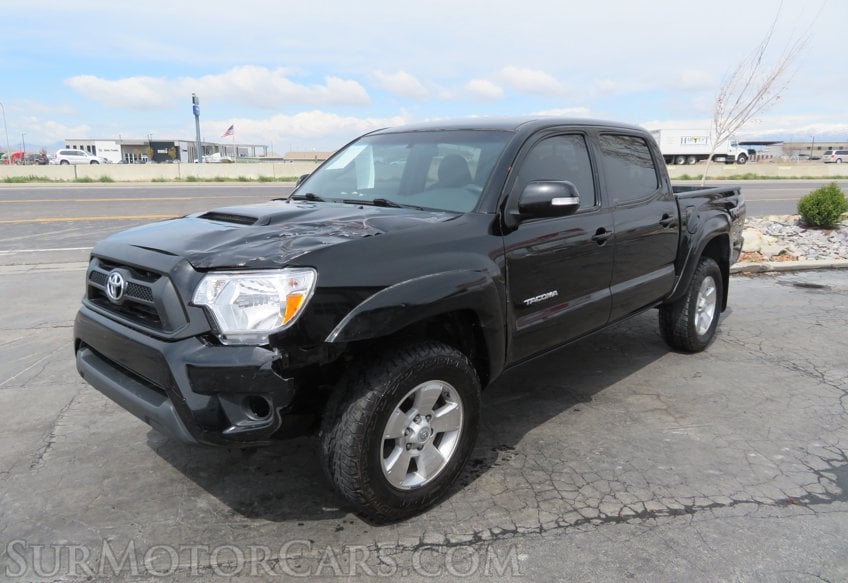 2015 Toyota Tacoma - Image 4