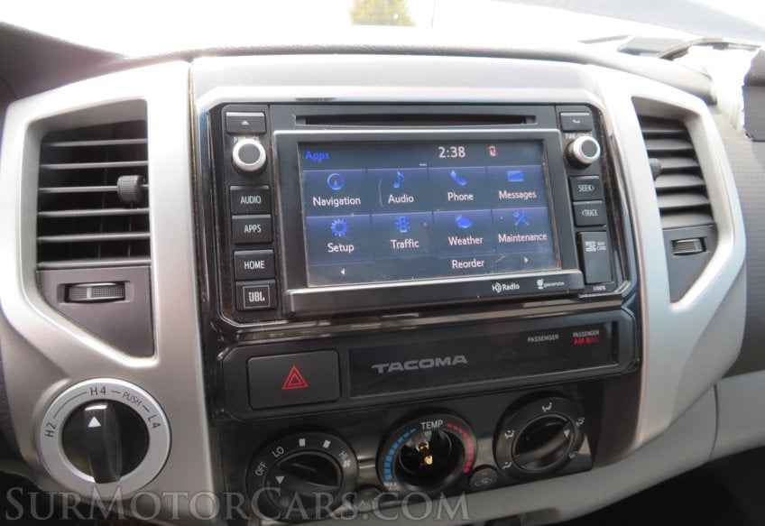 2015 Toyota Tacoma - Image 40