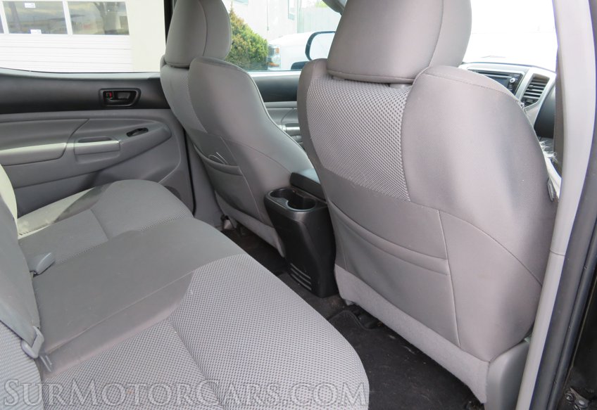 2015 Toyota Tacoma - Image 27
