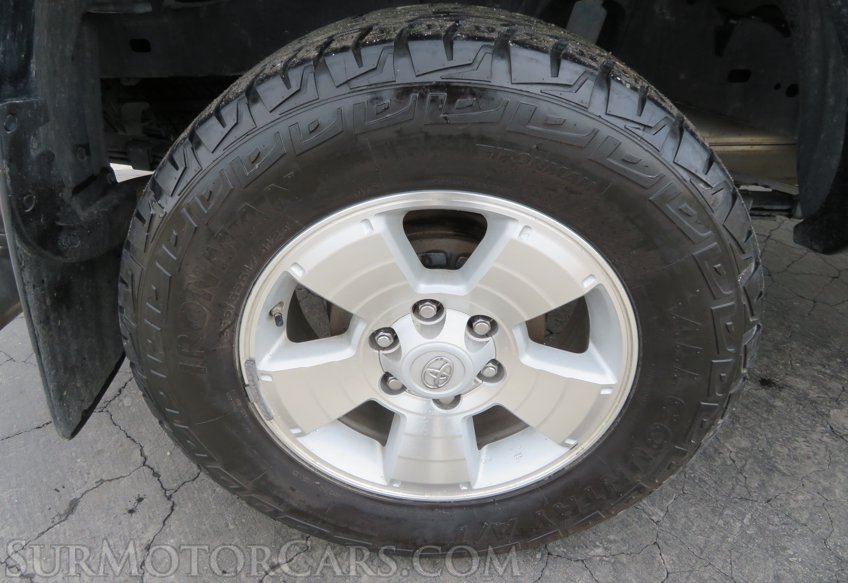 2015 Toyota Tacoma - Image 21