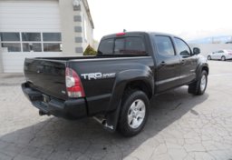 2015 Toyota Tacoma - Image 7