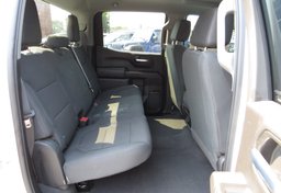 2020 Chevrolet Silverado 1500 - Image 30