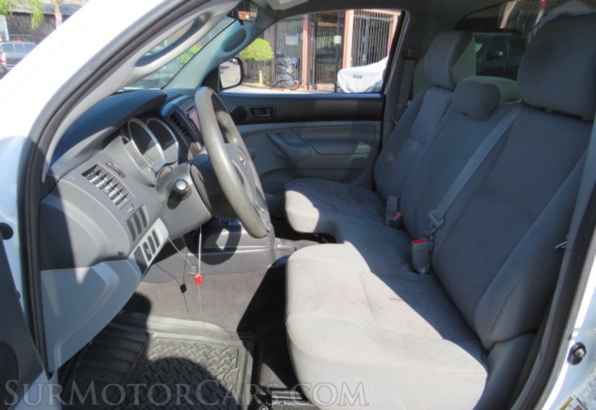 2014 Toyota Tacoma - Image 25