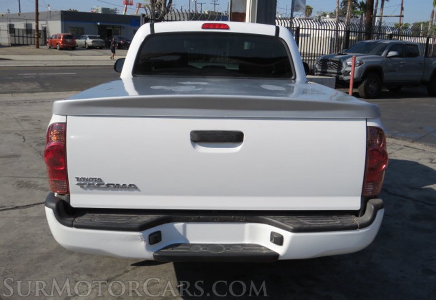 2014 Toyota Tacoma - Image 12