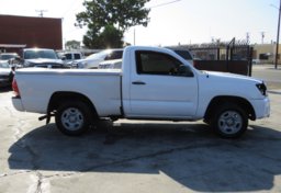 2014 Toyota Tacoma - Image 8