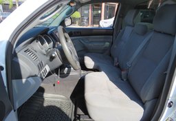 2014 Toyota Tacoma - Image 25