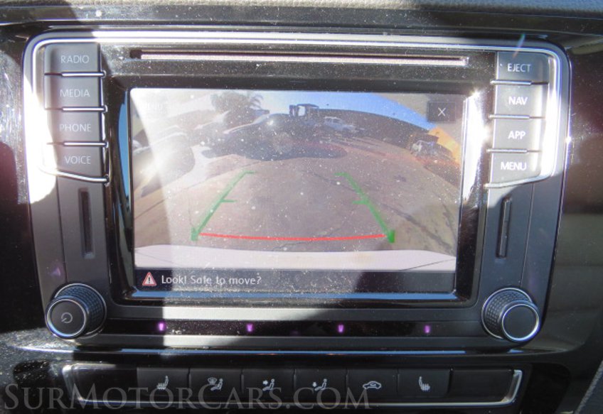 2018 Volkswagen Jetta - Image 34