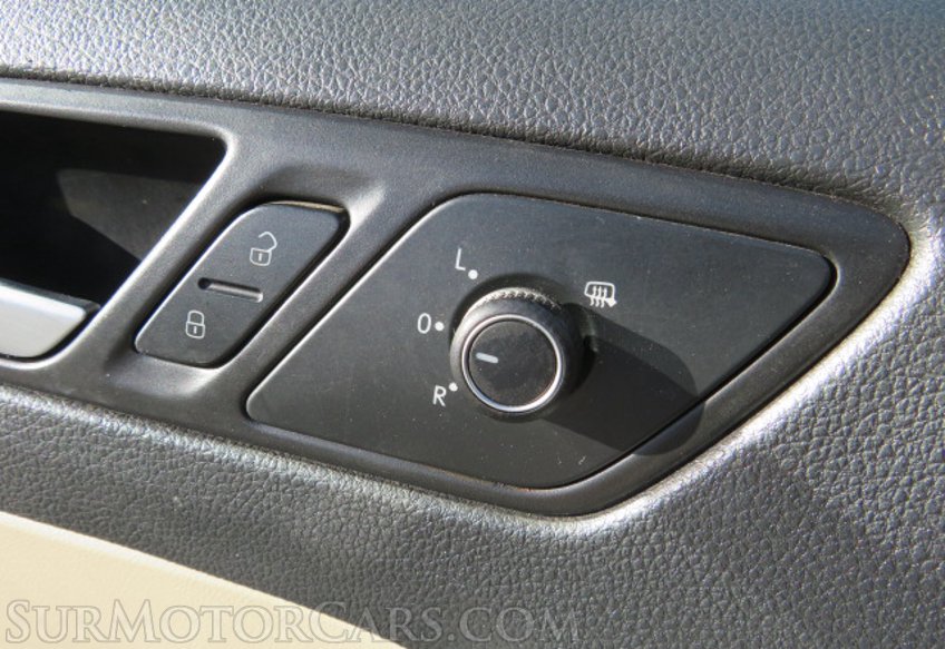 2018 Volkswagen Jetta - Image 44