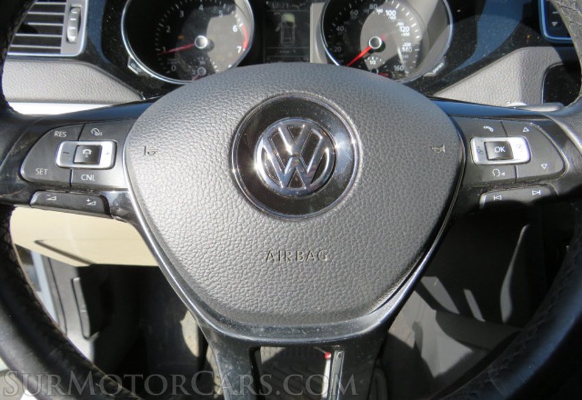 2018 Volkswagen Jetta - Image 37