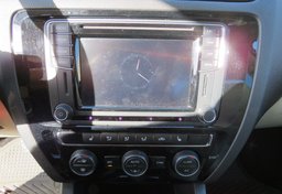 2018 Volkswagen Jetta - Image 35