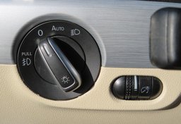 2018 Volkswagen Jetta - Image 41