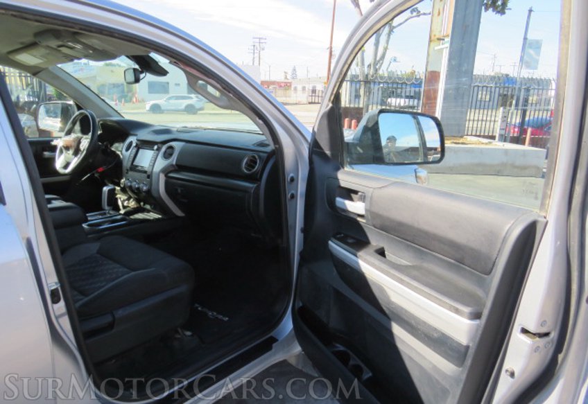 2018 Toyota Tundra 4WD - Image 22