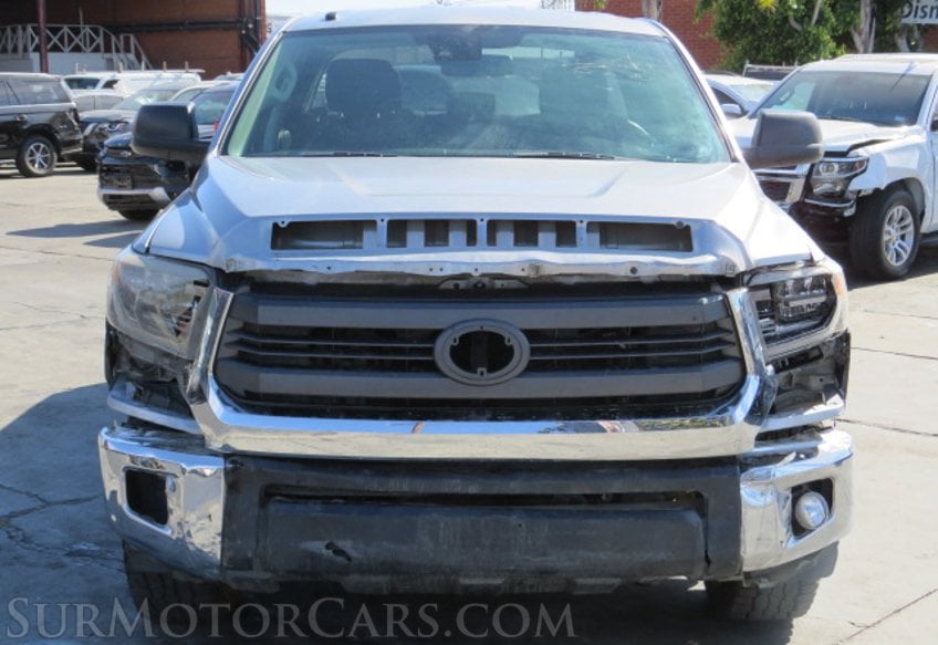 2018 Toyota Tundra 4WD - Image 14