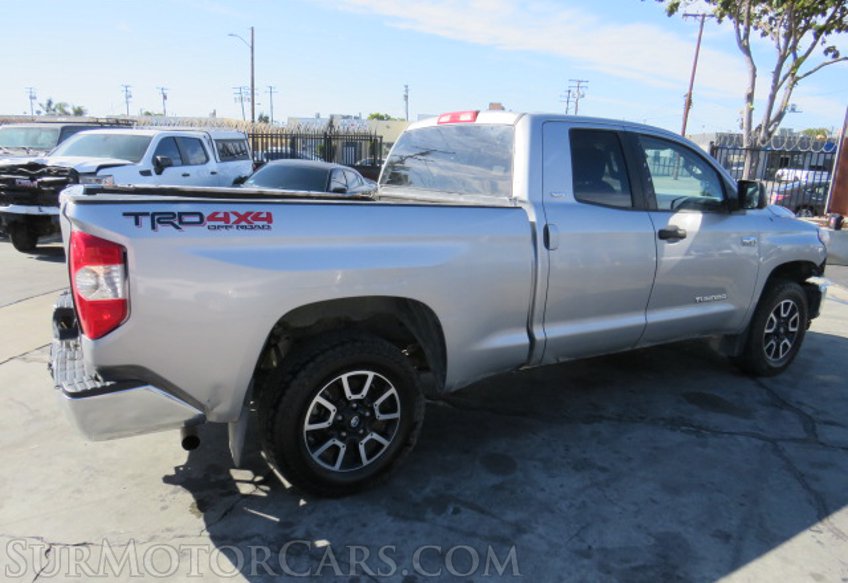 2018 Toyota Tundra 4WD - Image 9