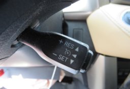 2015 Toyota RAV4 - Image 44