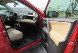 2015 Toyota RAV4 - Image 22