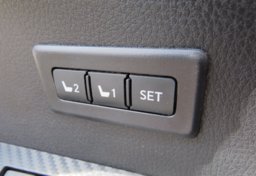 2015 Toyota RAV4 - Image 36