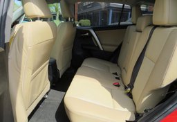 2015 Toyota RAV4 - Image 27