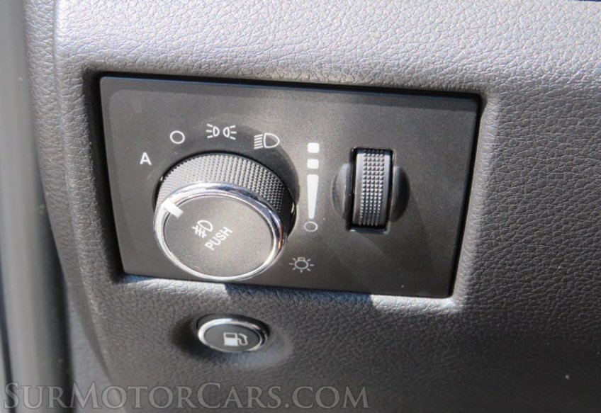 2014 Jeep Grand Cherokee - Image 38