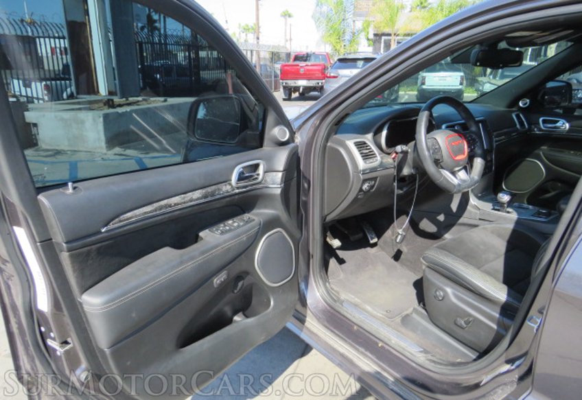 2014 Jeep Grand Cherokee - Image 19