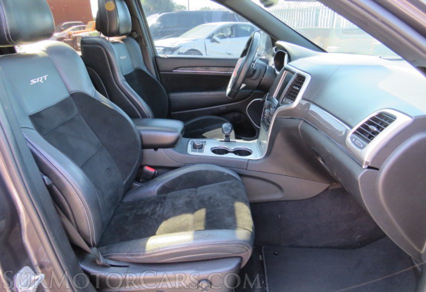 2014 Jeep Grand Cherokee - Image 24