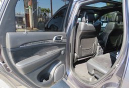 2014 Jeep Grand Cherokee - Image 21